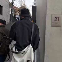 qq冷酷头像男生(20)