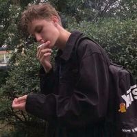 男生面对爱哭的女生头像(5)