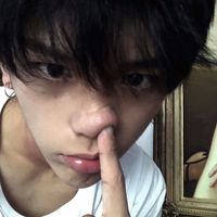 高冷戴口罩男生头像(4)