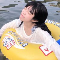 女生头像穿黑色衣服的背影(10)