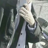男生拿扇子qq头像(2)