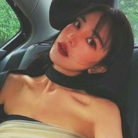布鲁克黑白微信头像