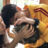 情侣头像咬避孕套(7)