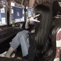 微信头像女生短发清纯
