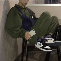侧面帅气男生头像(12)