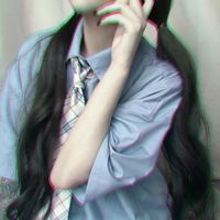 靠床沿的微信头像女(13)