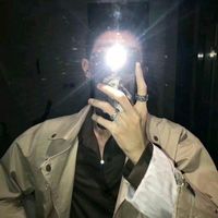想上帅气的男生头像(9)