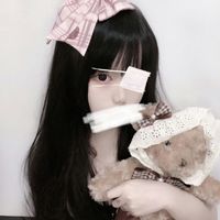 靠床沿的微信头像女(15)