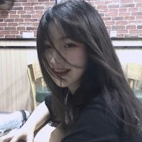 明月作微信头像
