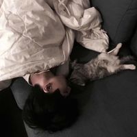 单调的男生头像(13)