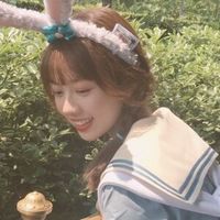 头像孤独背影女生版