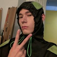男生头像只漏眼睛头像