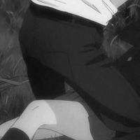 小女孩提着老鼠的情侣头像