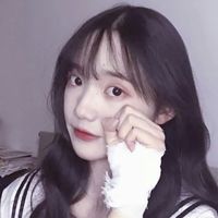 女生穿毛衣的微信头像