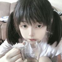 带绿色的图片女生头像图片(8)