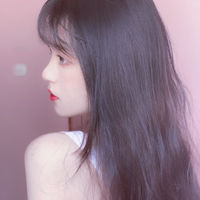 女生拿手机苹果7头像(14)