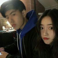 情侣头像高清两个人亲吻