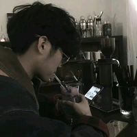 qq头像粉蓝头发男生