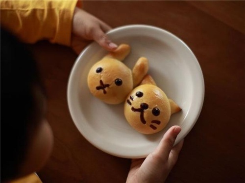 qq网名男生幼稚单纯