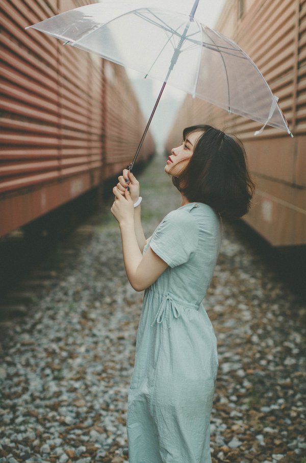 清新唯美图片女生伤感图片